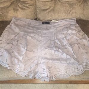 Torrid Lace Shorts NWT 4 26